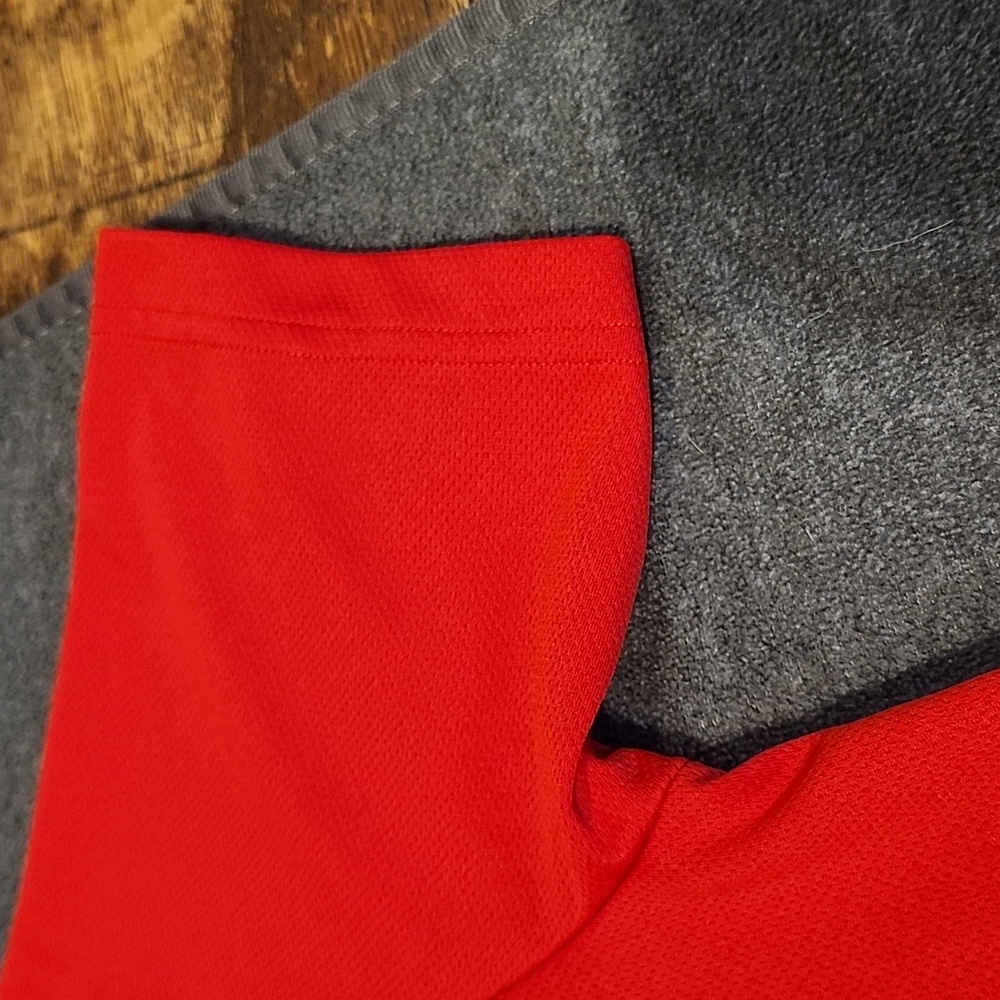 Top Golf Red Polo - Medium Activewear - Picture 4 of 11